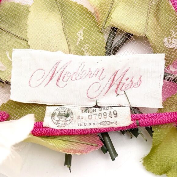 Vintage 1950s Modern Miss Pink White Floral Half Hat Headpiece Union Made USA main image 12